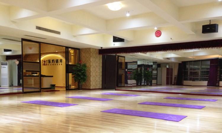 东方铭月肚皮舞瑜伽馆