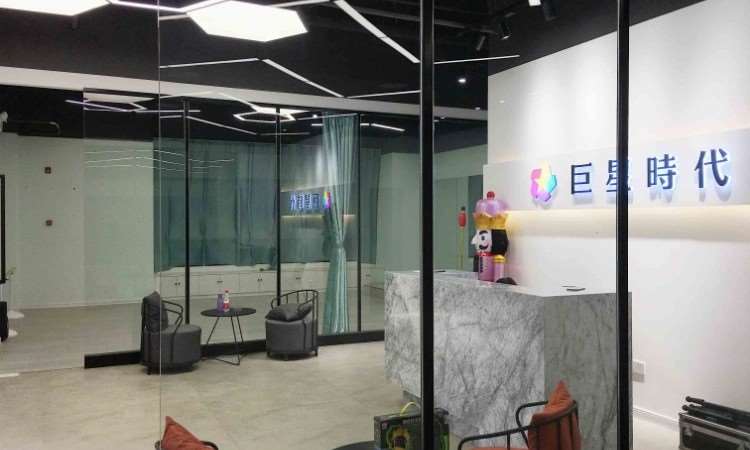 郑州著名演员时代舞蹈艺术中心