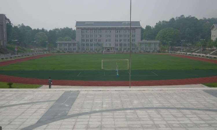 成都蓝天军事夏令营