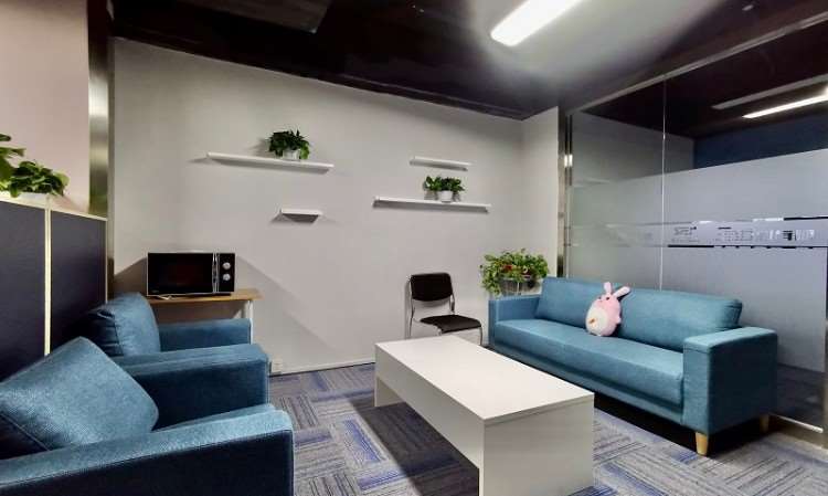 长沙三人行教育