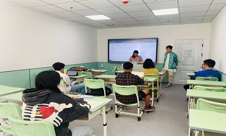 华师意大利语中心