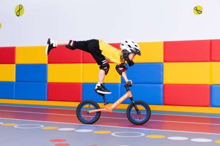 佛山平衡车课程：3-4岁