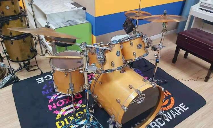 奢艺艺术培训学校