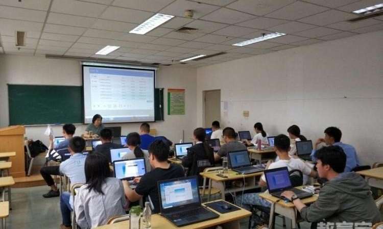 烟台建青培训学校