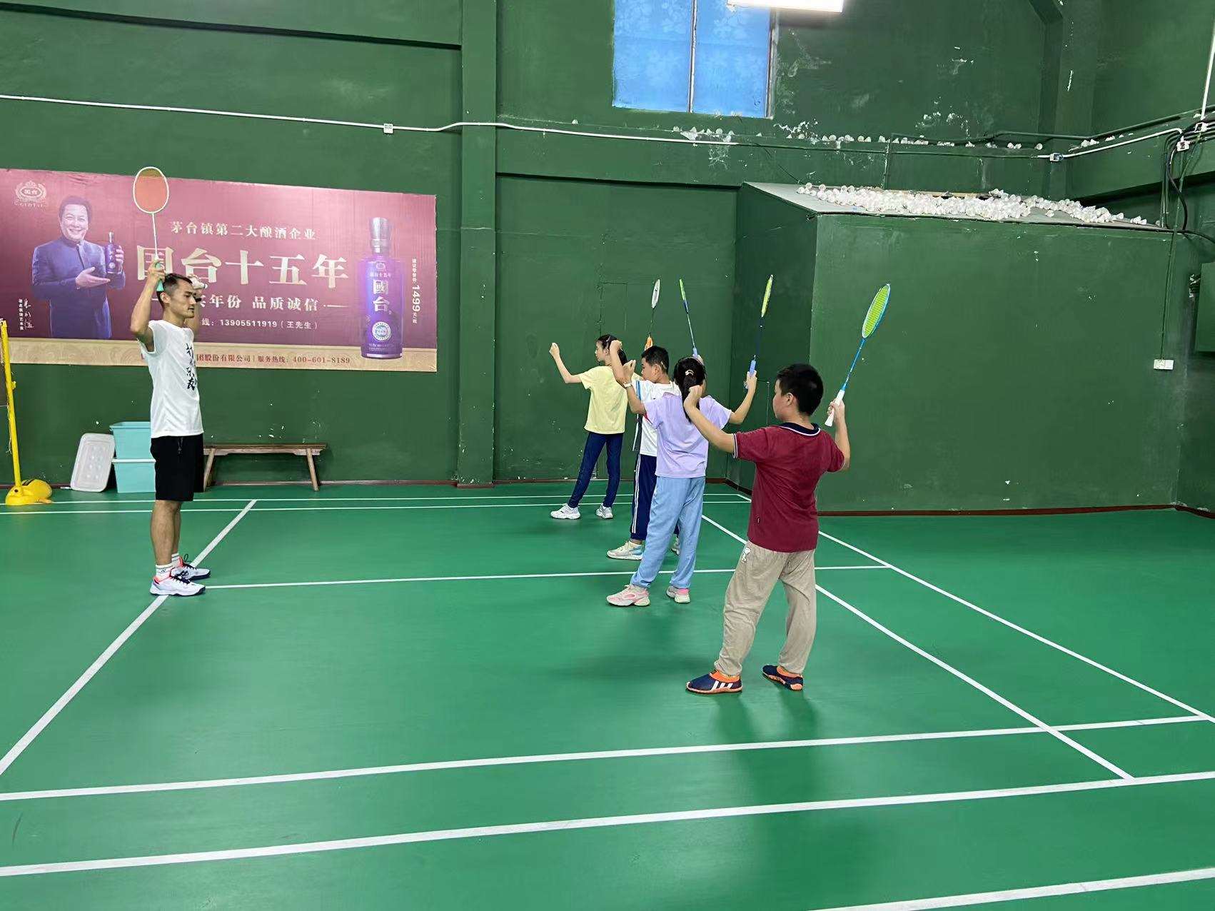 合肥青少年羽毛球培训班