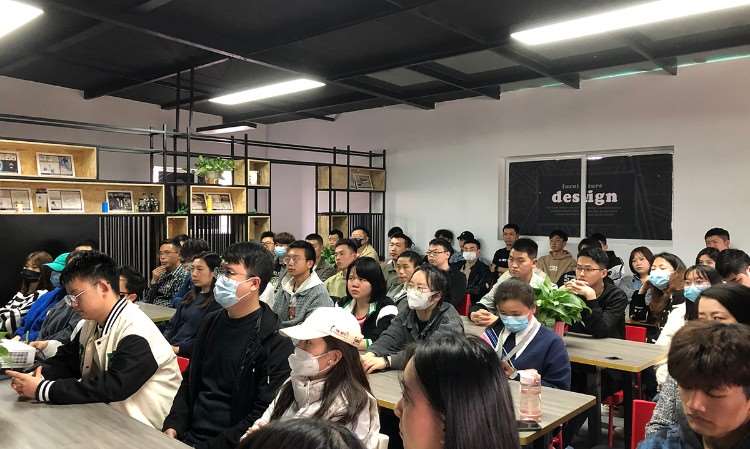 成都装饰装潢设计学校