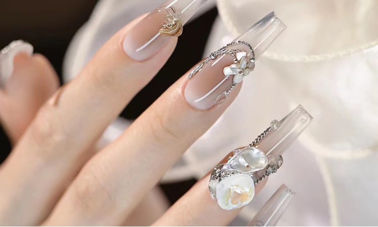 青岛美睫培训中心