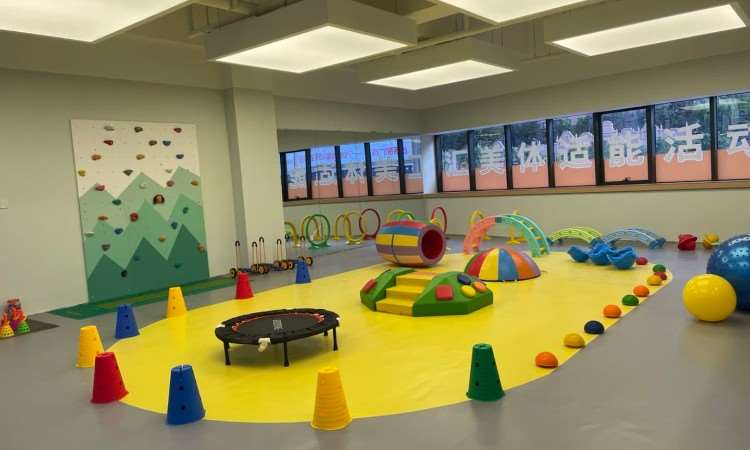 庆龄汇美托育中心